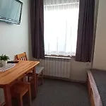 Goscinne U Maksa Apartmán *